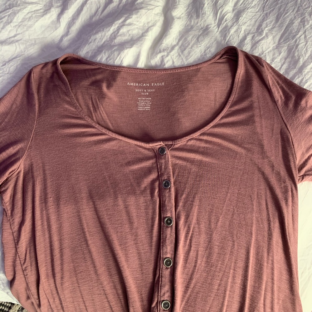 american eagle pink button up long sleeve tee